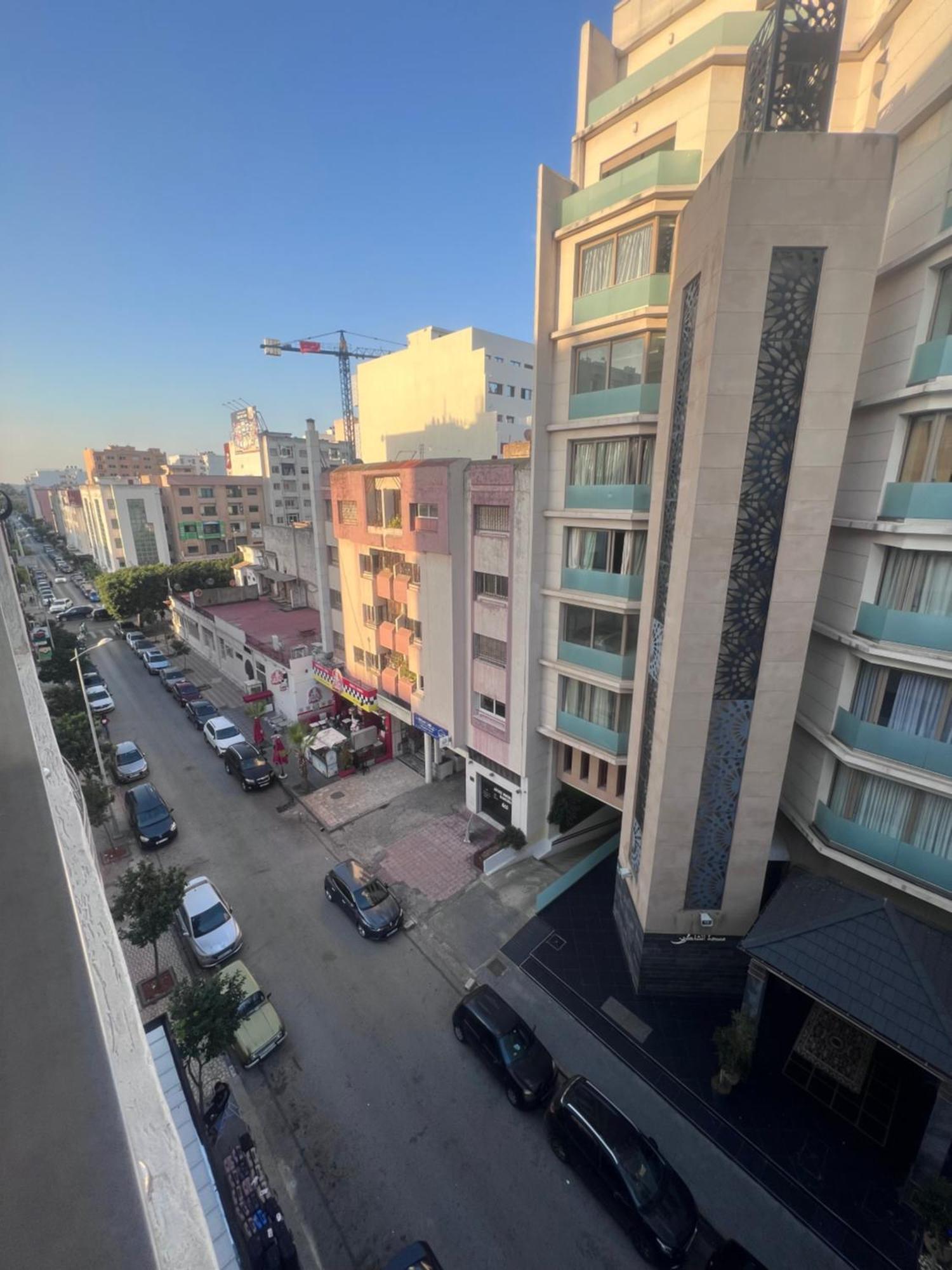 Luxury Center Town Apartment 盖尼特拉 外观 照片