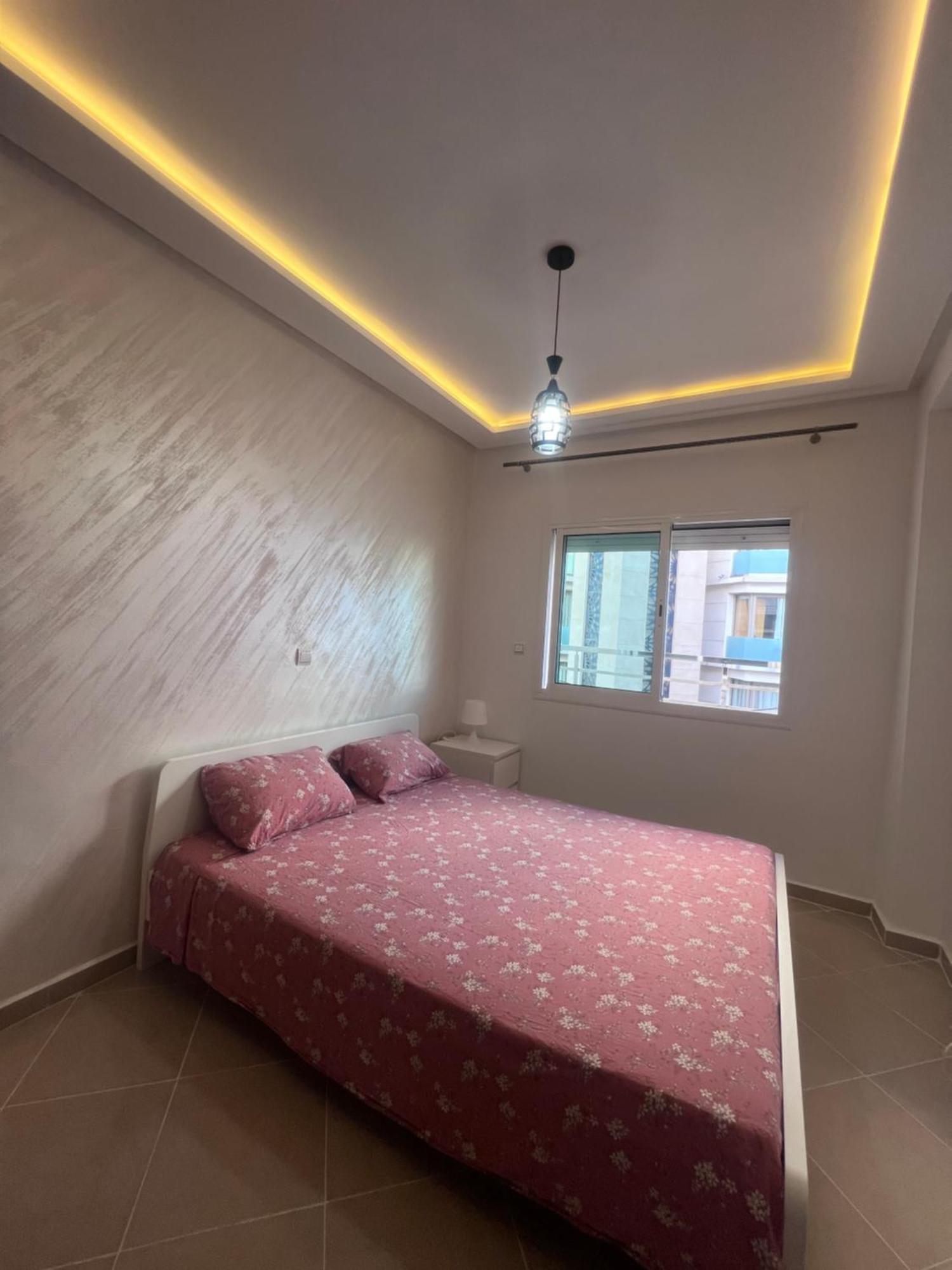 Luxury Center Town Apartment 盖尼特拉 外观 照片